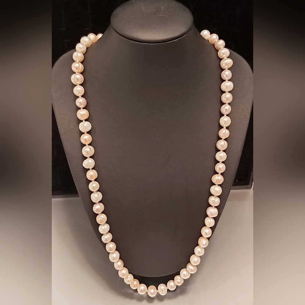 22" Genunine Pearls 8mm
